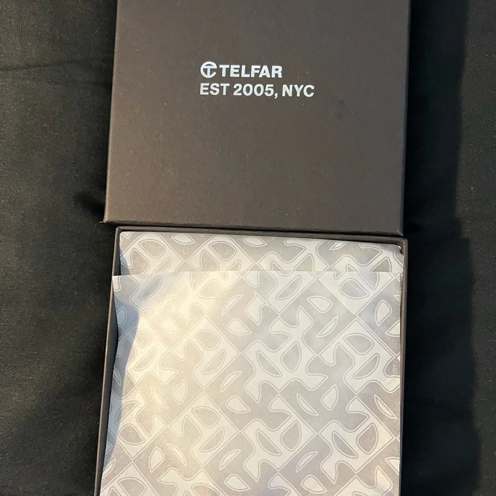 Telfar Wallet-Silver - Picture 4 of 7